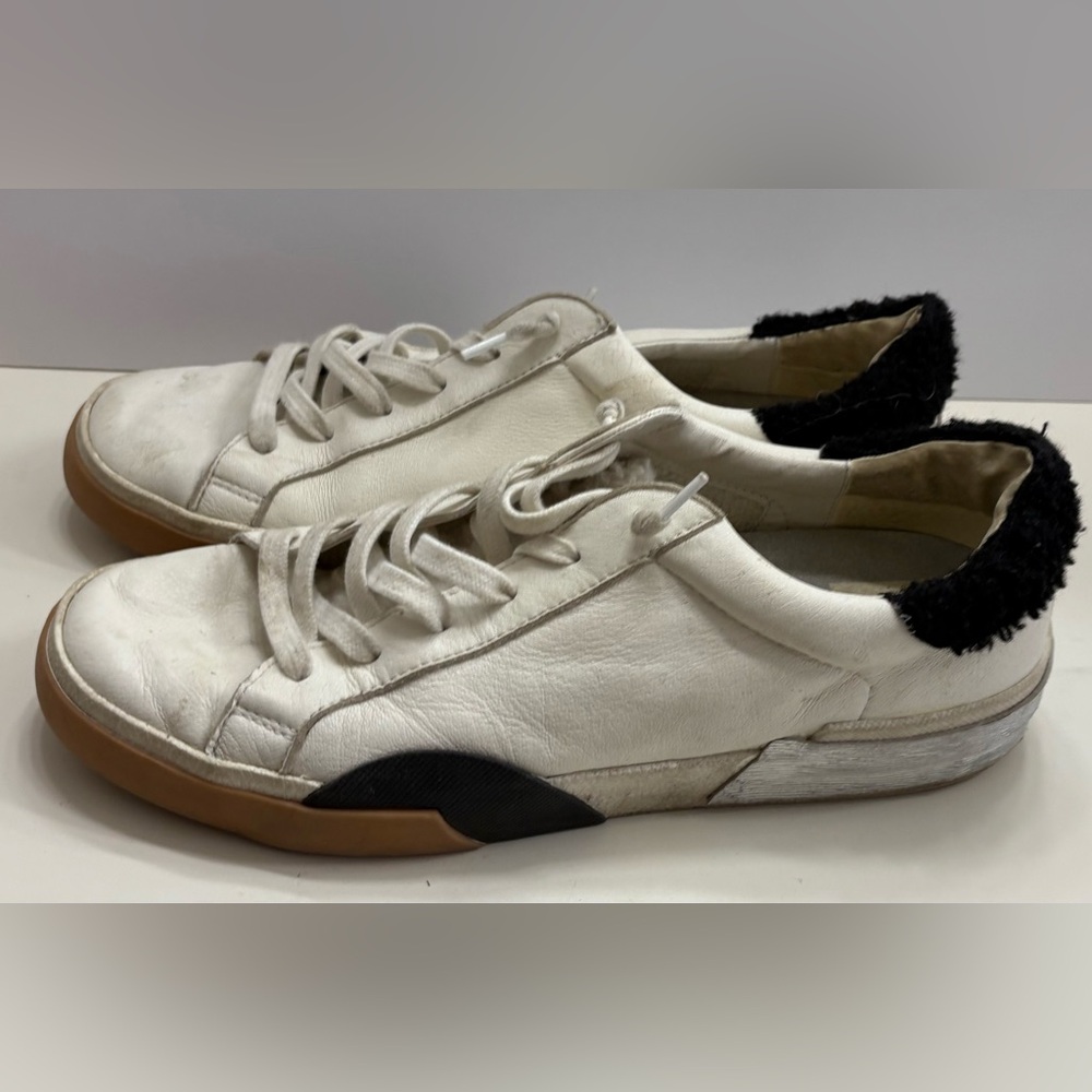 Dolce Vita Court Sneakers
